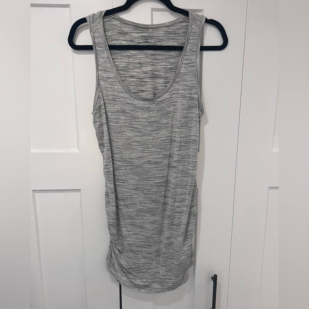 Motherhood Maternity | EUC Side Ruched Scoop
Neck Maternity Tank Top - Grey
